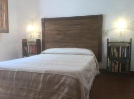 La Ermita del Poqueira, hotel in Bubión