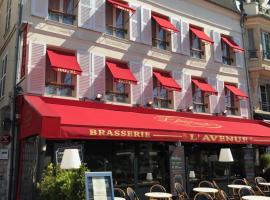 林荫大道酒店，位于尚蒂伊的酒店