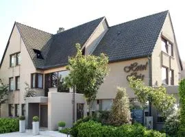 Hotel Iris