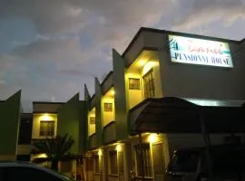 Danel Pensionne House, hotel in Tacloban