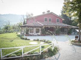 A picture of the hotel: Agricola casa cucina bottega