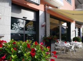 Hotel Photo: Hotel Garni Arnegg