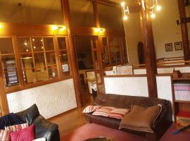 Woody House Kazamidori, hotel v destinaci Myoko