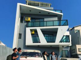 Noah's Ark Homestay, hótel í Huxi