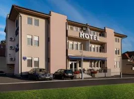 Airport Hotel Garni