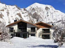 Engadin Lodge PREMIUM & PRIVATE, hotel in Samnaun