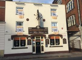 A picture of the hotel: The Wheelwright Arms