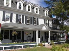 होटल की एक तस्वीर: Cranmore Inn and Suites, a North Conway boutique hotel