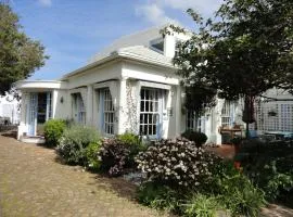 Eastbury Cottage, hotel in Hermanus