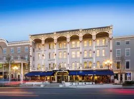 The Adelphi Hotel, hotel din Saratoga Springs