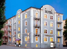 Atel Hotel Lasserhof, hotel v Salcburku