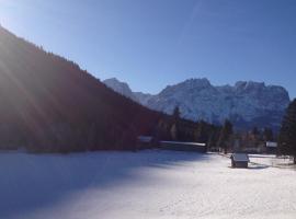 होटल की एक तस्वीर: Ferienwohnung Traumblick Dolomiten