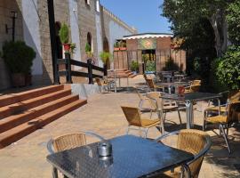 Hotel fotoğraf: Apartamentos Rurales Alcazaba de las Torres