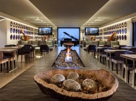 Vitoria Stone Hotel, hotel in Évora