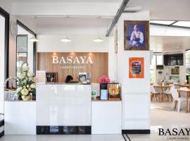 รูปภาพของโรงแรม: Basaya Laemchabang