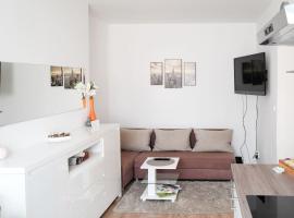 Hotelfotos: Lovely NEW apartment Koliste