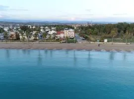 Zeus Hotel