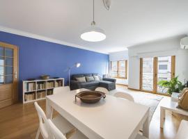 Hotel Photo: LovelyStay - Family Modern Apartment