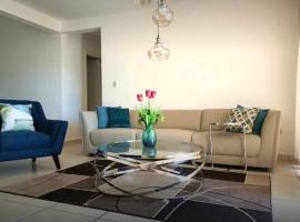 호텔 사진: Apartamento en san Benito, San Salvador