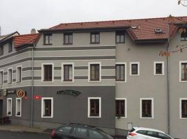 Hotel kuvat: Penzion V Zatáčce