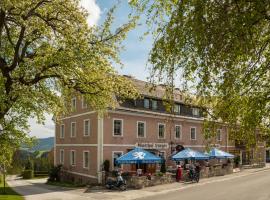 A picture of the hotel: Gasthof Lueger