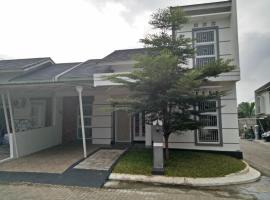 Foto di Hotel: Hendra's Guesthouse