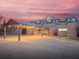 Crossroads Hotel and Huron Event Center, ξενοδοχείο σε Huron