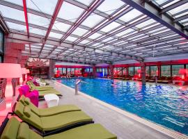 Hotel kuvat: Business Hotel Conference Center & Spa