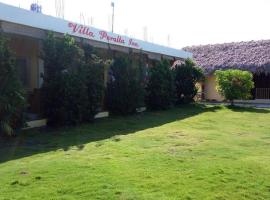 Villa Peralta Inn, hotel v destinaci Donsol