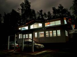 Hotel Photo: Gampola Meegamuwatha Farm Villa