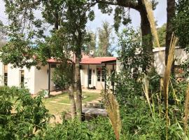 Hostel Punta Ballena Bar, hotel in Punta del Este