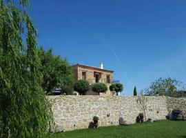 Foto di Hotel: Maison pierres Péloponnèse plage