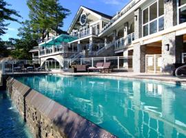 Touchstone Resort, hotel in Bracebridge