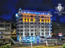 Grand Atakum Hotel, готель у місті Самсун