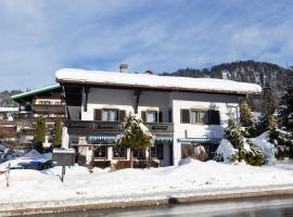 DEVA Hotel Kaiserblick, khách sạn ở Reit im Winkl