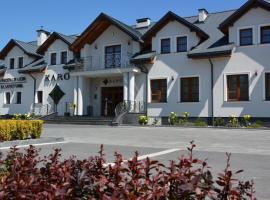 A picture of the hotel: Hotel KARO