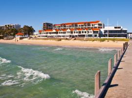 होटल की एक तस्वीर: Boardwalk By The Beach