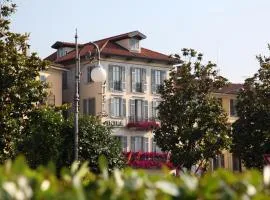 Intra Hotel, hotell sihtkohas Verbania