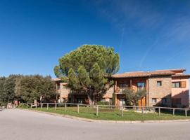 Hotel Seva, ξενοδοχείο σε Seva