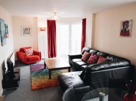 호텔 사진: Comfortable Belfast city centre apartment