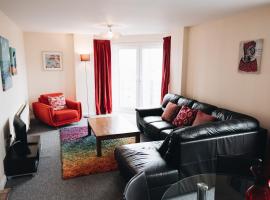 Hotel fotoğraf: Comfortable Belfast city centre apartment