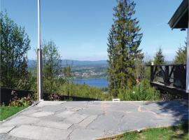 Фотография гостиницы: Holiday home Vikersund Gulleråsen