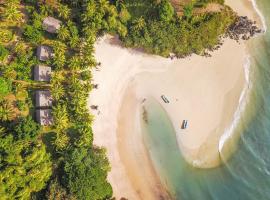 Mohéli Laka Lodge Beach and Diving Resort，位于Mohéli的酒店