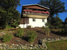 A picture of the hotel: Ferienhaus im Ederbergland