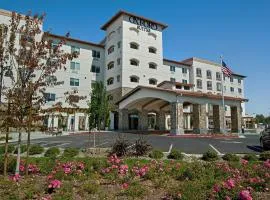 Oxford Suites Sonoma - Rohnert Park, hotel in Rohnert Park