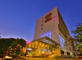 Hotel Parc Estique, khách sạn ở Pune