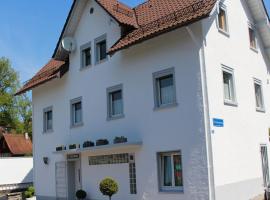 Hotel foto: Ferienwohnungen im Ortskern von Lindau