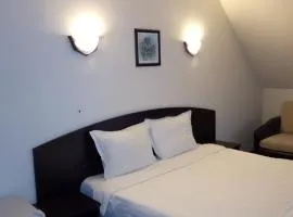 Hotel Enchevi
