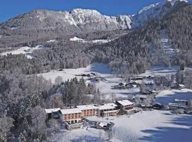 Alm- & Wellnesshotel Alpenhof