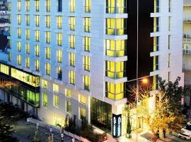 Demora Hotel